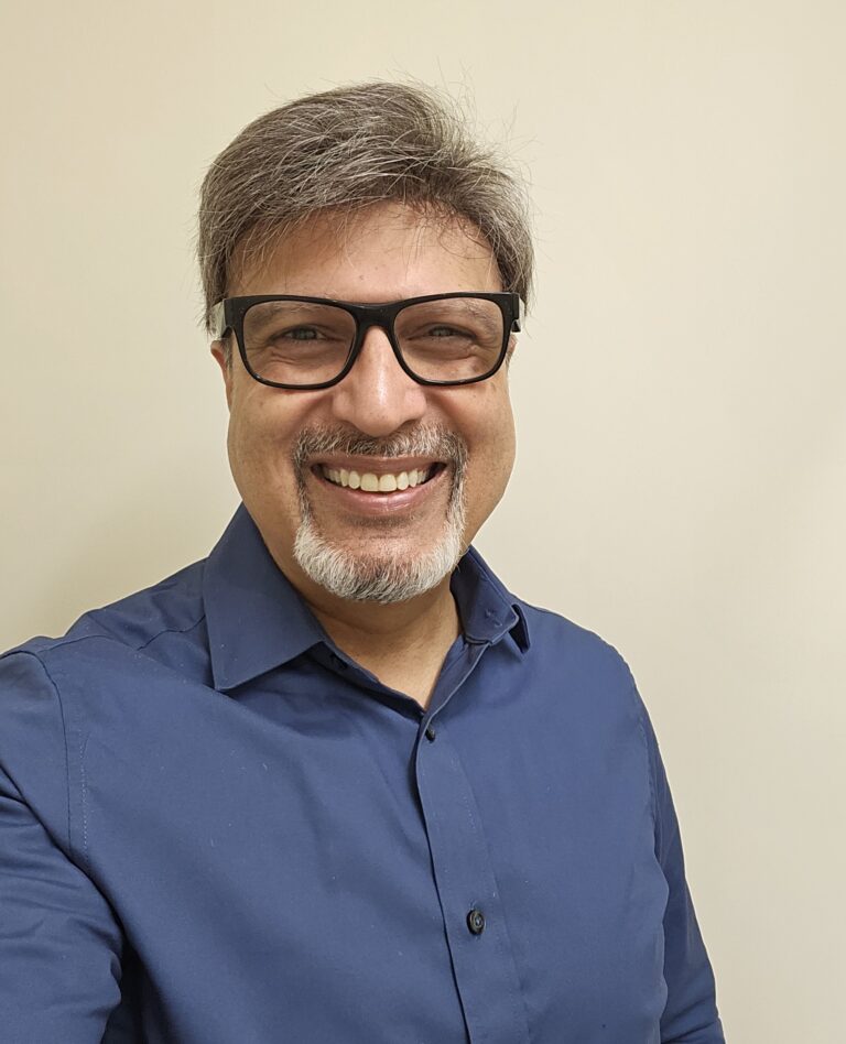Dr. Sharib Manzoor, DDS - Kitchener Implant Dentist